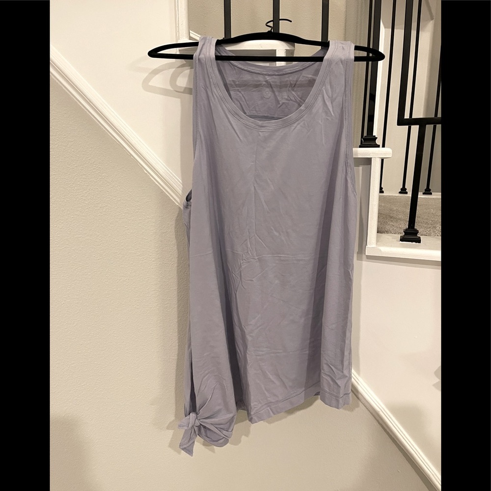 Lulu lemon tank with side tie